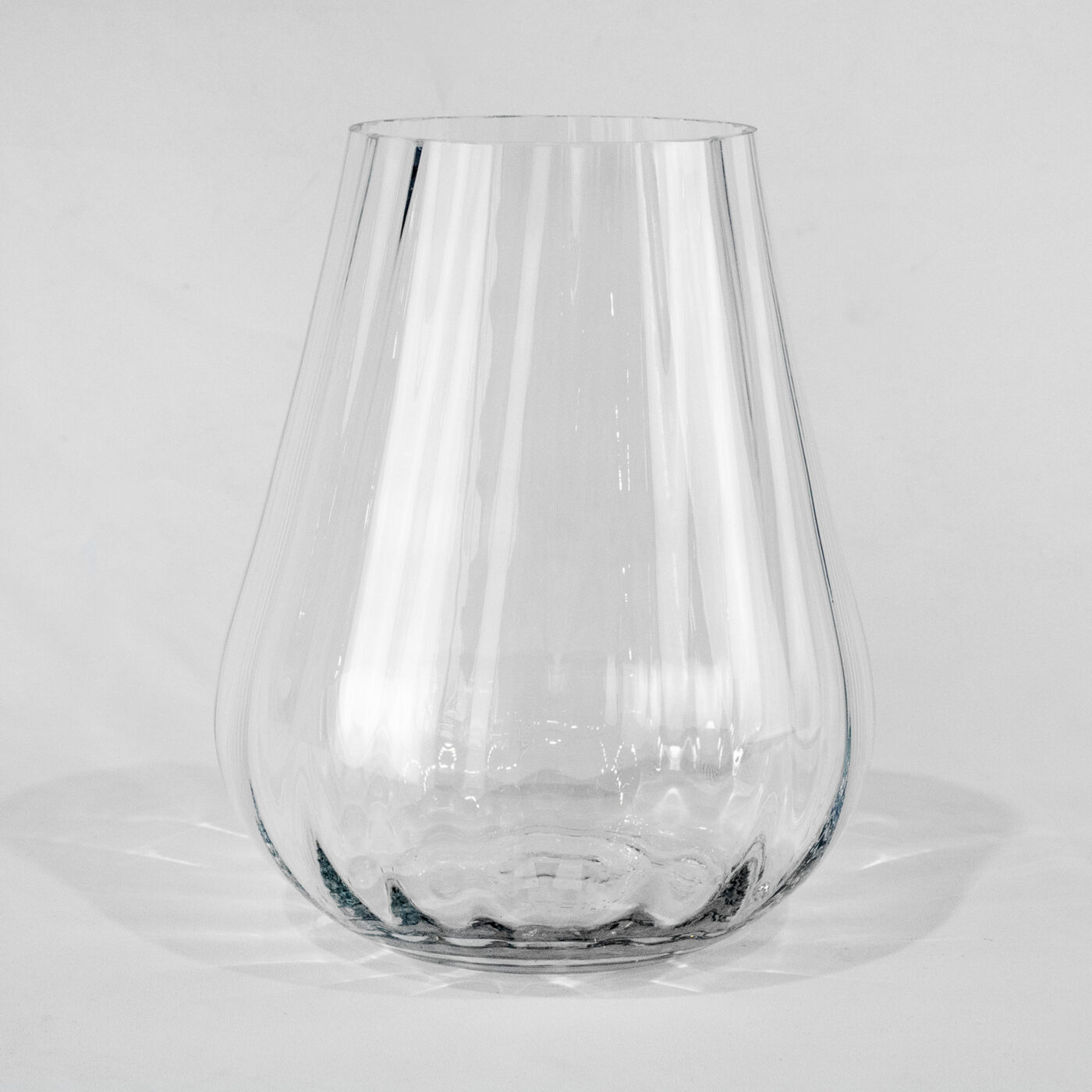 TULIP GLASS VASE 12 X 19 X 24H - Image 2