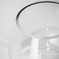 TULIP GLASS VASE 12 X 18 X 15H - Image 3