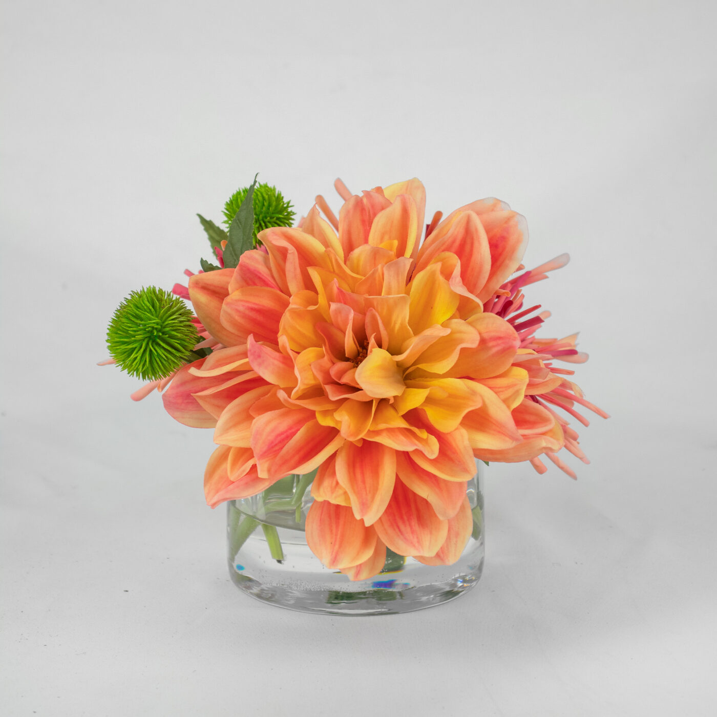 DAHLIA SALMON WITH SPIDER MUM IN SQUAT GLASS VASE - Image 3
