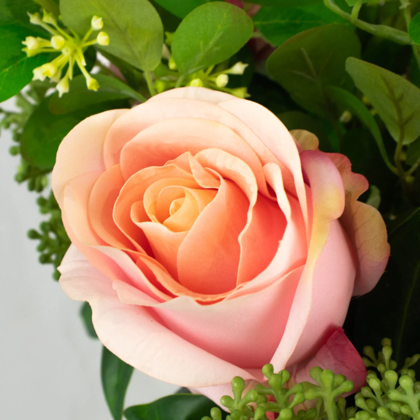 ROSE REAL TOUCH PINK WITH FOLIAGE IN VASE