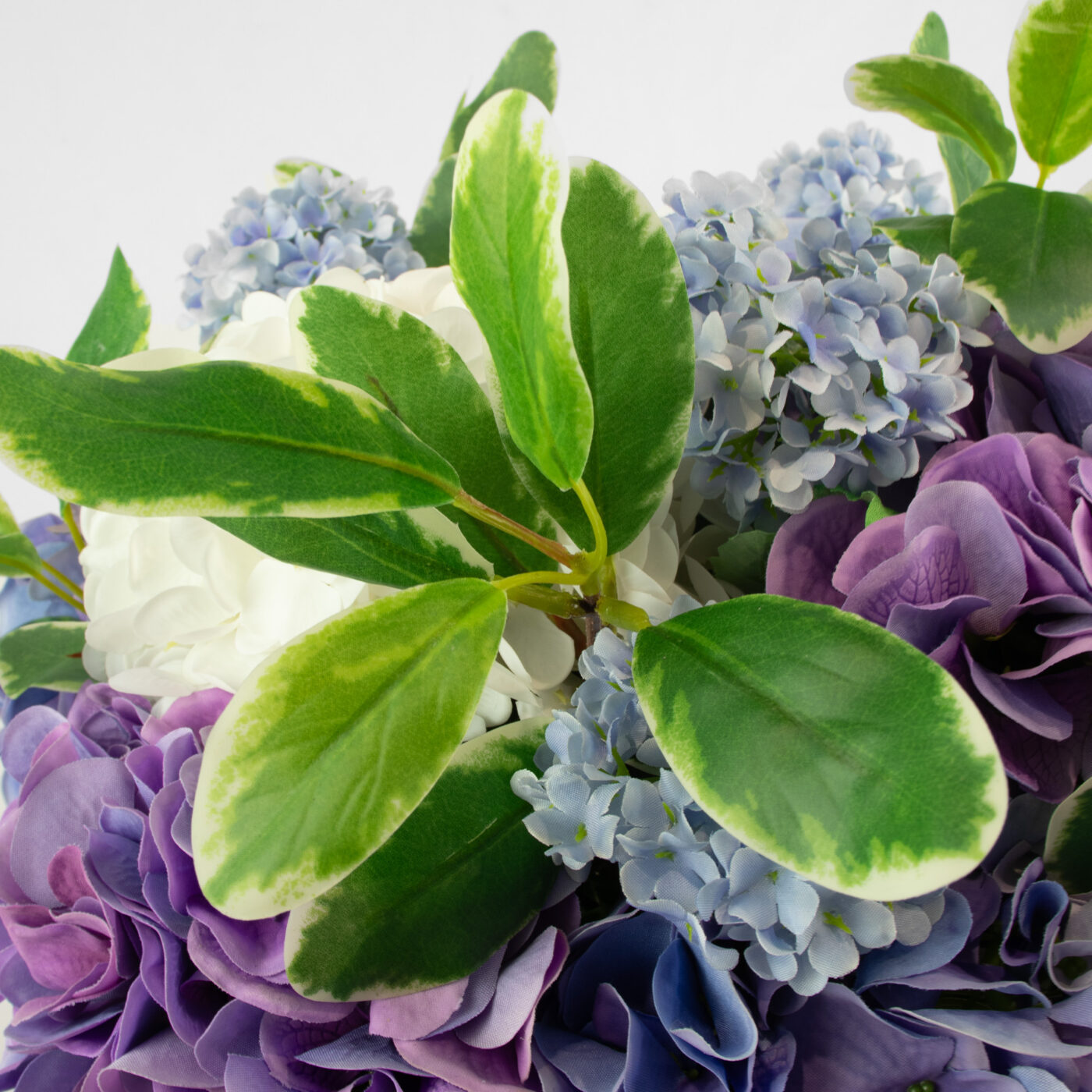 HYDRANGEA BLUE AND WHITE MIX IN LARGE CYLINDER VASE