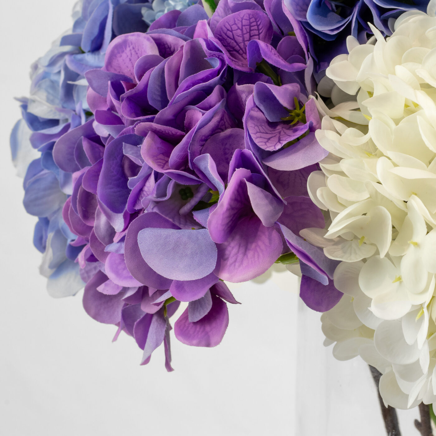 HYDRANGEA BLUE AND WHITE MIX IN LARGE CYLINDER VASE