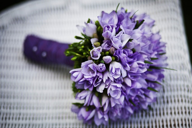 purple bridal bouquet