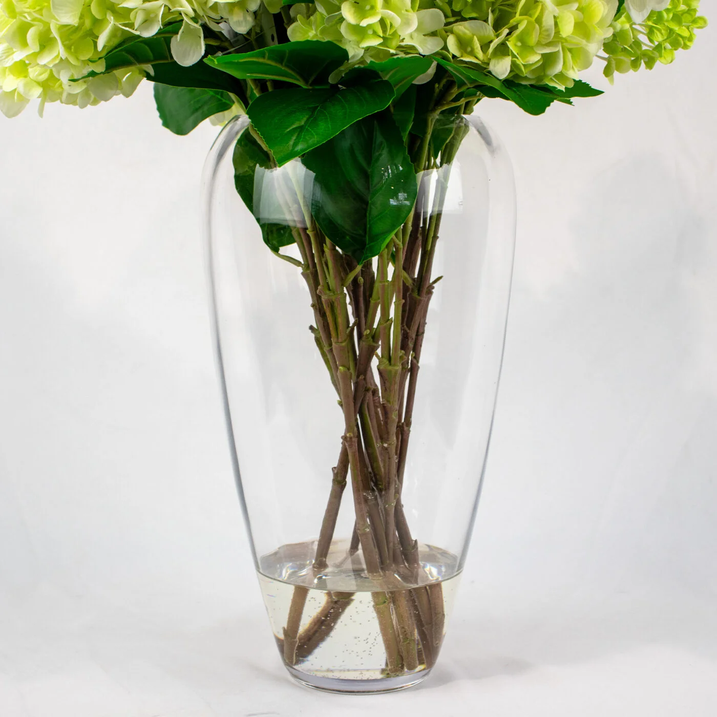 CONE HYDRANGEA GREEN CREAM IN SWIRL VASE
