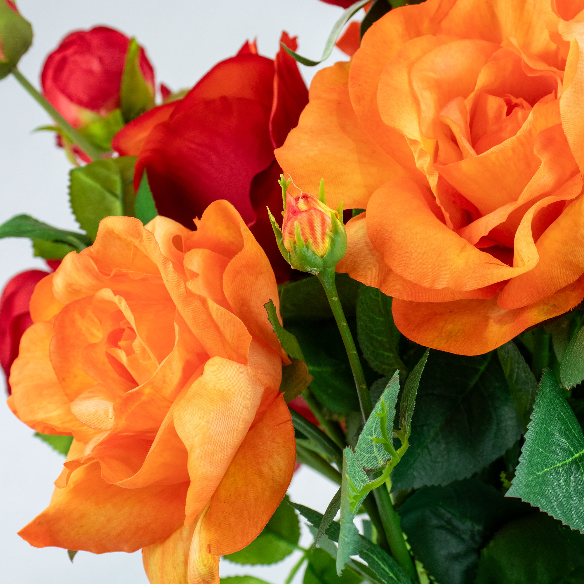 ORANGE ROSE MEDLEY IN GLASS VASE