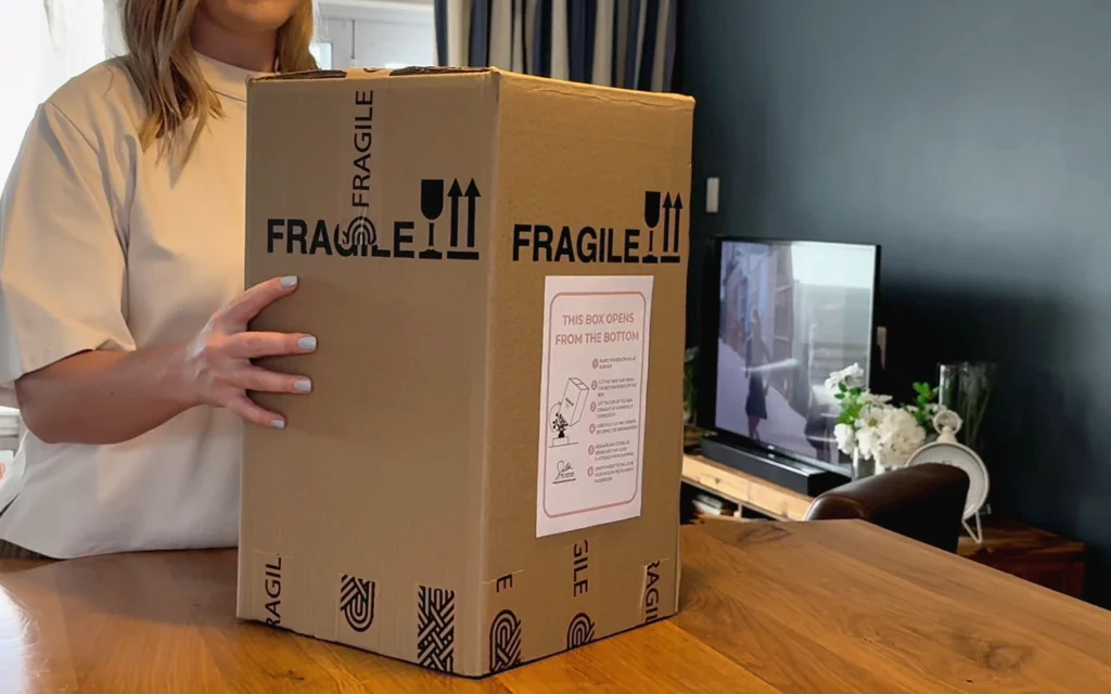 Silk by Design - Arrangements unboxing - Start with box on table