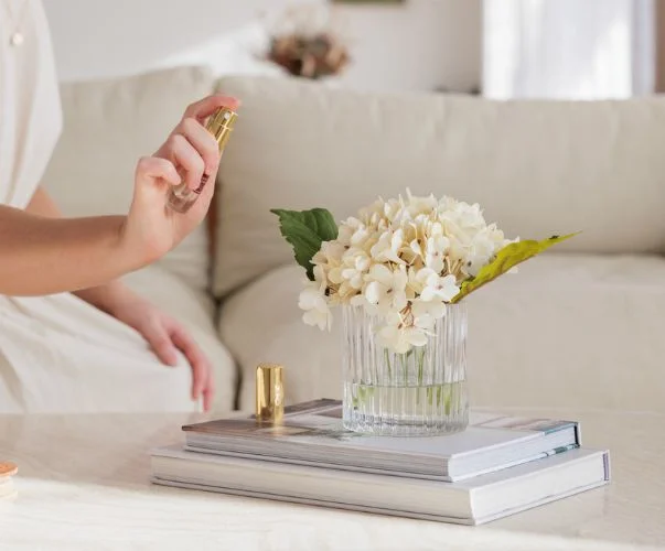 Silk by Design Floral Diffuser having a scent applied