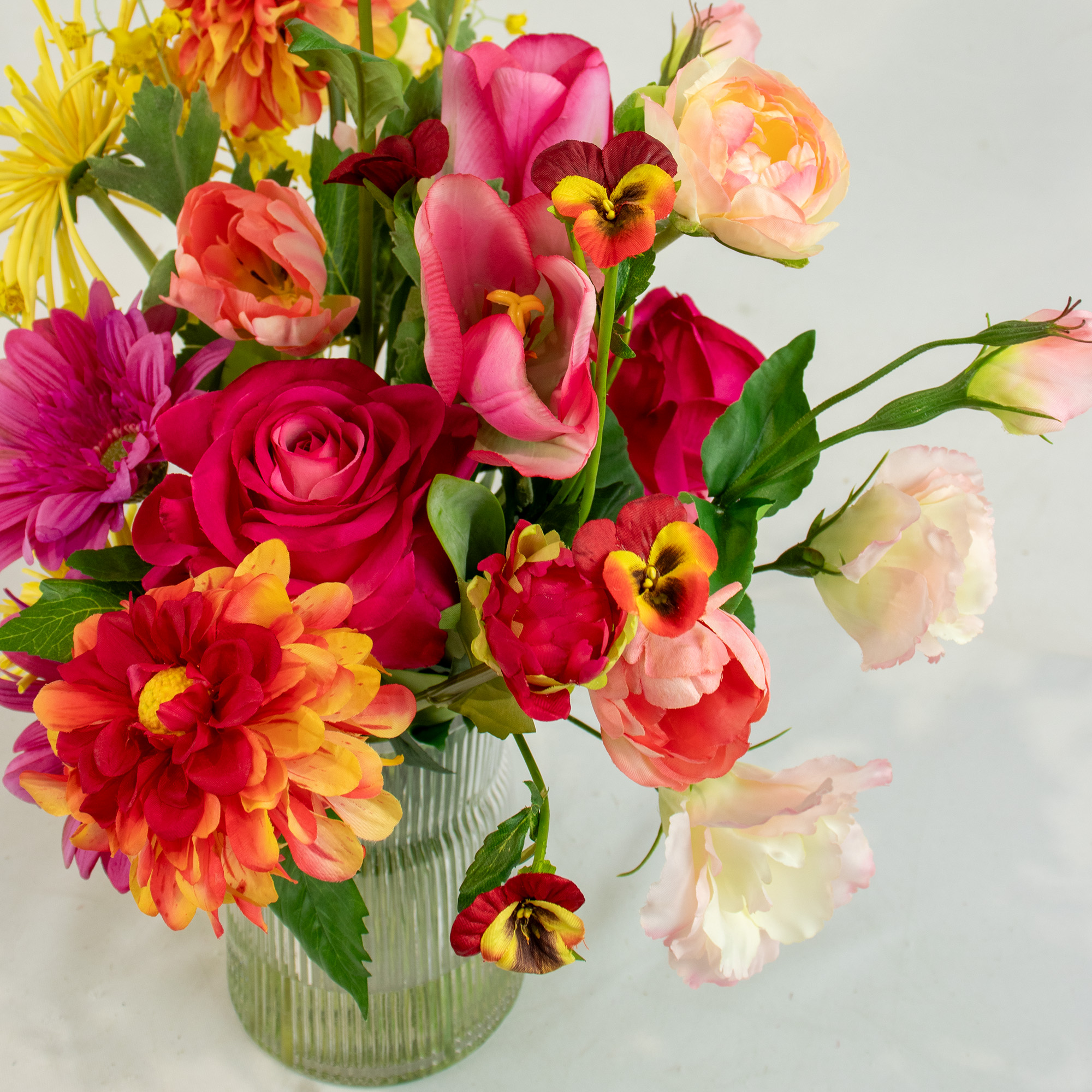 SORBET DELIGHT IN RIBBED VASE