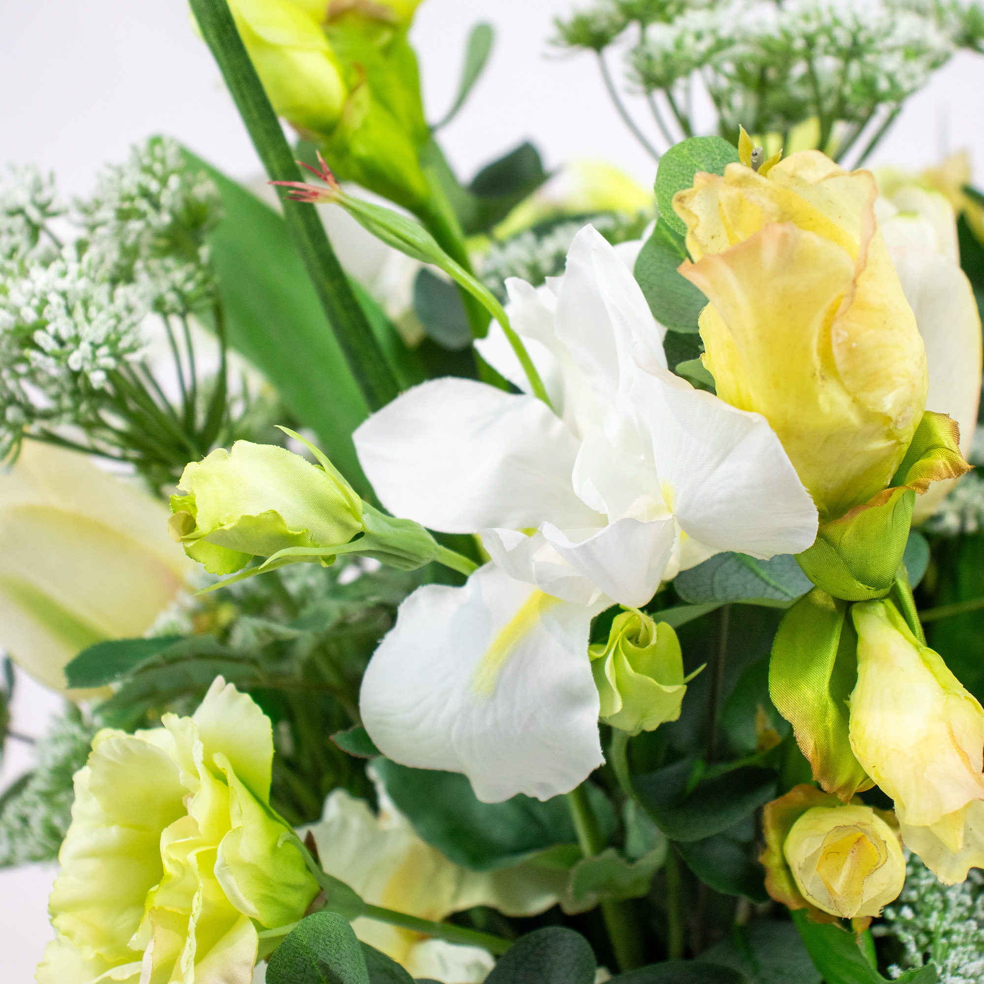 WHITE IRIS WITH QUEEN ANNE LACE IN JAR VASE